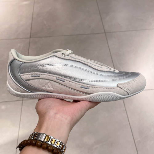 Adidas阿迪达斯2026秋女F