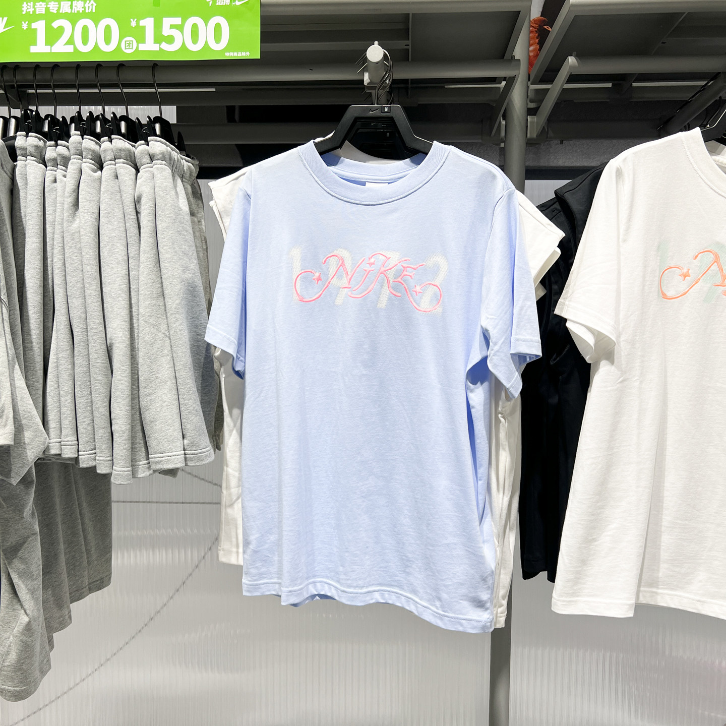 NIKE耐克夏季女子T恤棉质