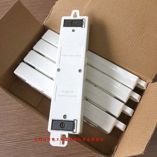 排插 出口12孔大功率16A吸铁插座背面带磁铁 电源转换器 无线插座