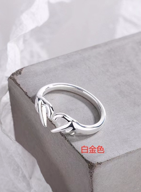 时尚个性爱心戒指双手比心开口轻奢简约情侣款小众网红爆款对戒