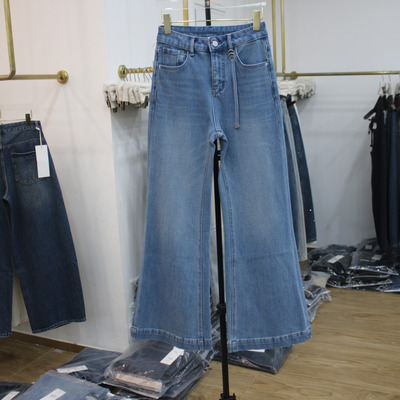 艾拿18501蓝色水洗时尚高腰牛仔喇叭裤2026年春季新款女显瘦长裤