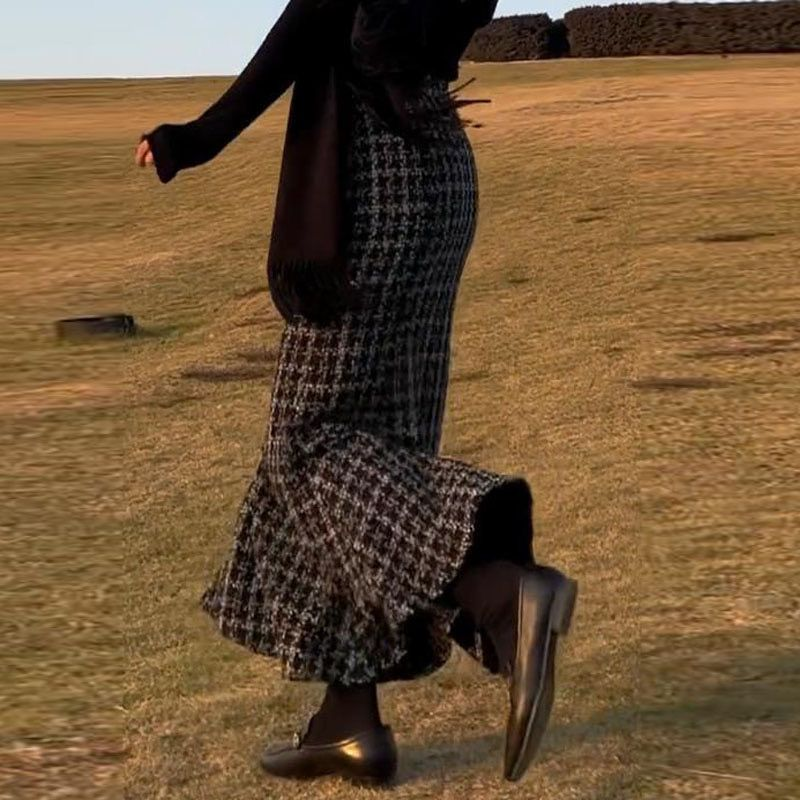 御姐风千鸟格长款半身裙2025秋冬季新款百搭时尚气质包臂鱼尾裙