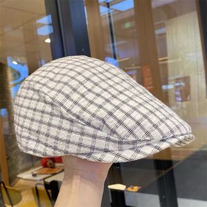 日系文艺小格子前进帽子女春秋季百搭休闲鸭舌帽纯色贝雷帽画家帽
