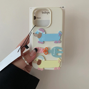 腊肠狗饰品适用苹果16promax手机壳新款iPhone15小众xs荔枝纹17简约14高级感12超火创意13防原皮纹少女xs软壳