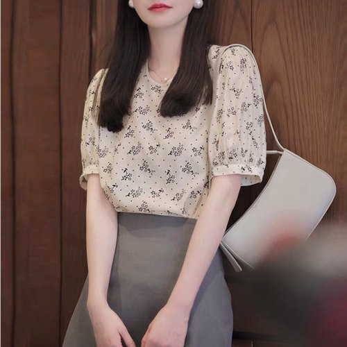 蕾丝衫女泡泡袖短袖碎花衬衫女
