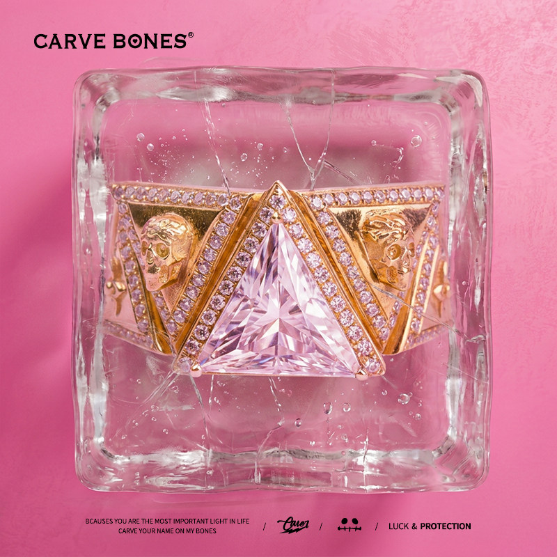 CARVE BONES刻骨原创钻石骷髅戒指18K金个性豪华三角钻戒男士定制