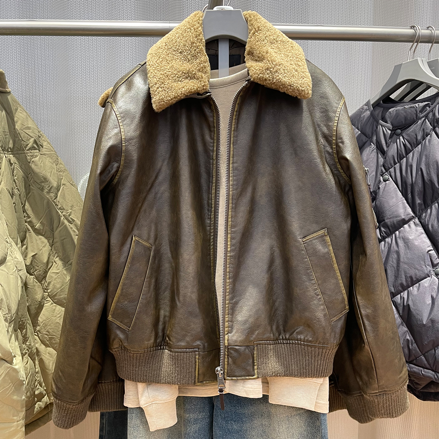 za obasov男装2025冬装新款pu皮棉衣翻领毛领棉服外套uml150067