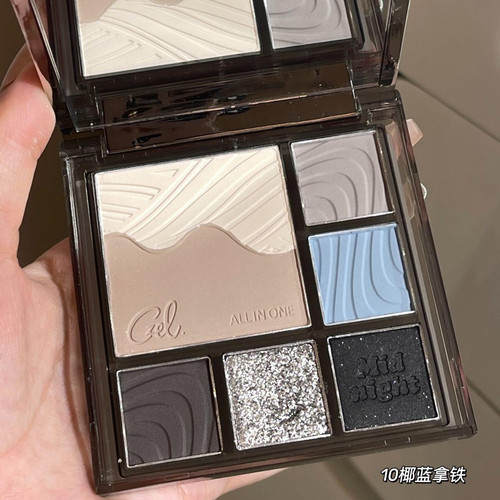 新色！绔姿眼影盘蓝黑色小烟熏妆