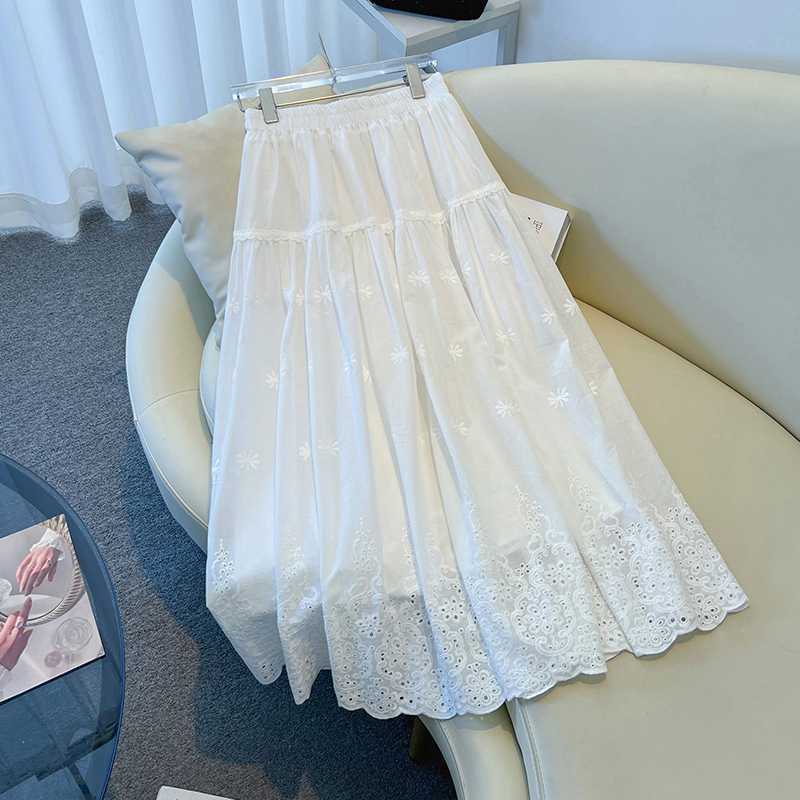 法式刺绣高腰镂空半身裙显瘦夏季2025新款白色长裙森女蕾丝裙子