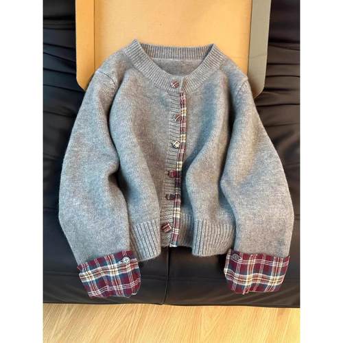 假两件韩系圆领拼接格子毛衣女2025秋冬新款针织外套洋气休闲开衫