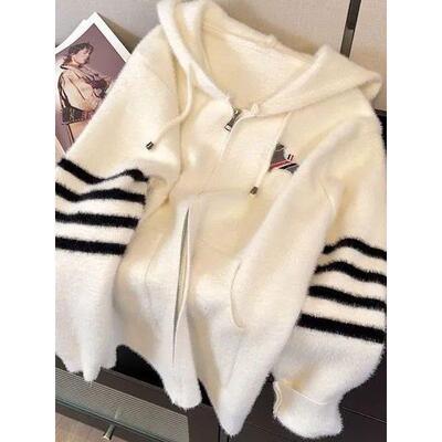 白色潮牌小狗四条杠连帽卫衣女秋季慵懒风宽松小众针织开衫外套潮