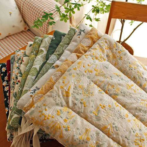 棉日式轻奢刺绣餐椅垫椅子坐垫