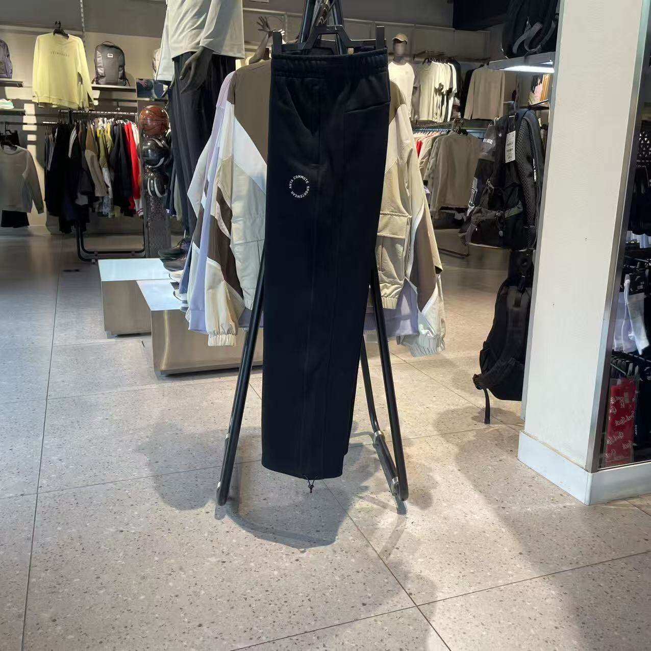 安踏男士冬季加绒保暖直筒阔腿