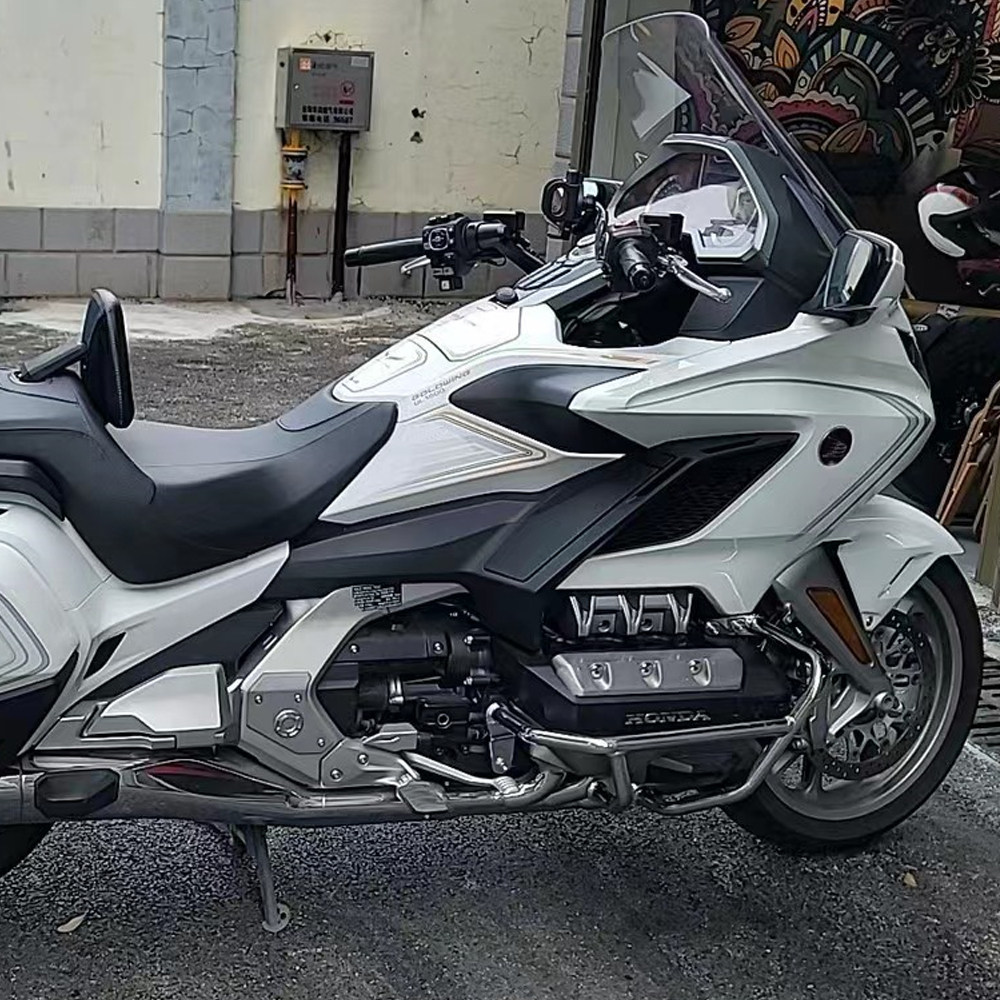 适用本田金翼GL1800油箱保护贴拉花贴纸贴花版画防水车贴装饰改装,摩托车/装备/配件,盖帽配饰,淘宝优惠券,粉丝福利购,淘宝优惠卷