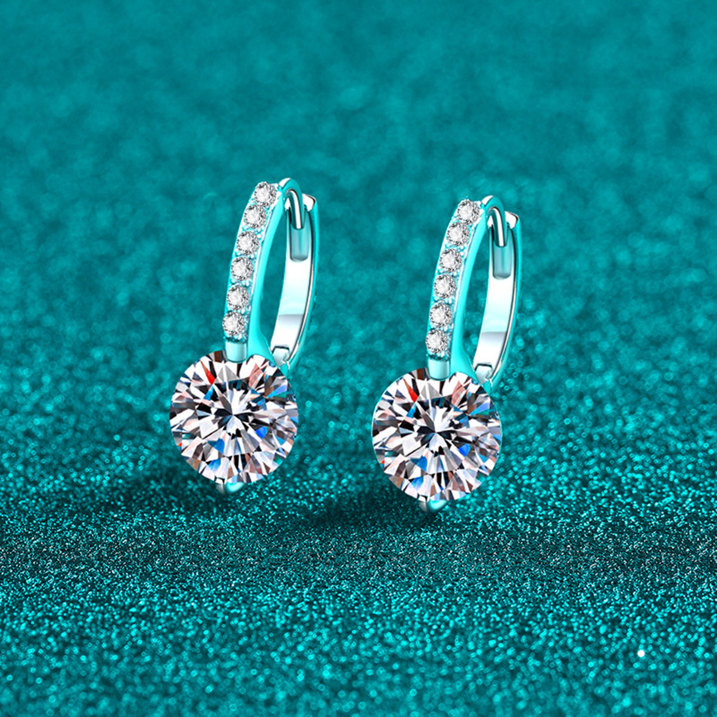 S925纯银莫桑石耳钉女精致简约耳扣日常通勤百搭高级大气珠宝饰品,饰品/流行首饰/时尚饰品新,银饰耳饰,淘宝优惠券,粉丝福利购,淘宝优惠卷