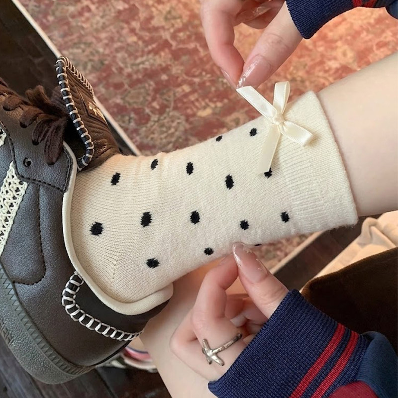 波点蝴蝶结袜子女秋冬新款甜美百搭堆堆袜日系少女配小皮鞋中筒袜