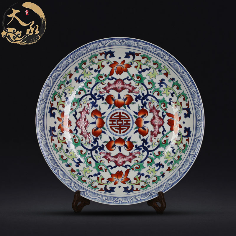 景德镇斗彩福寿缠枝莲纹赏盘