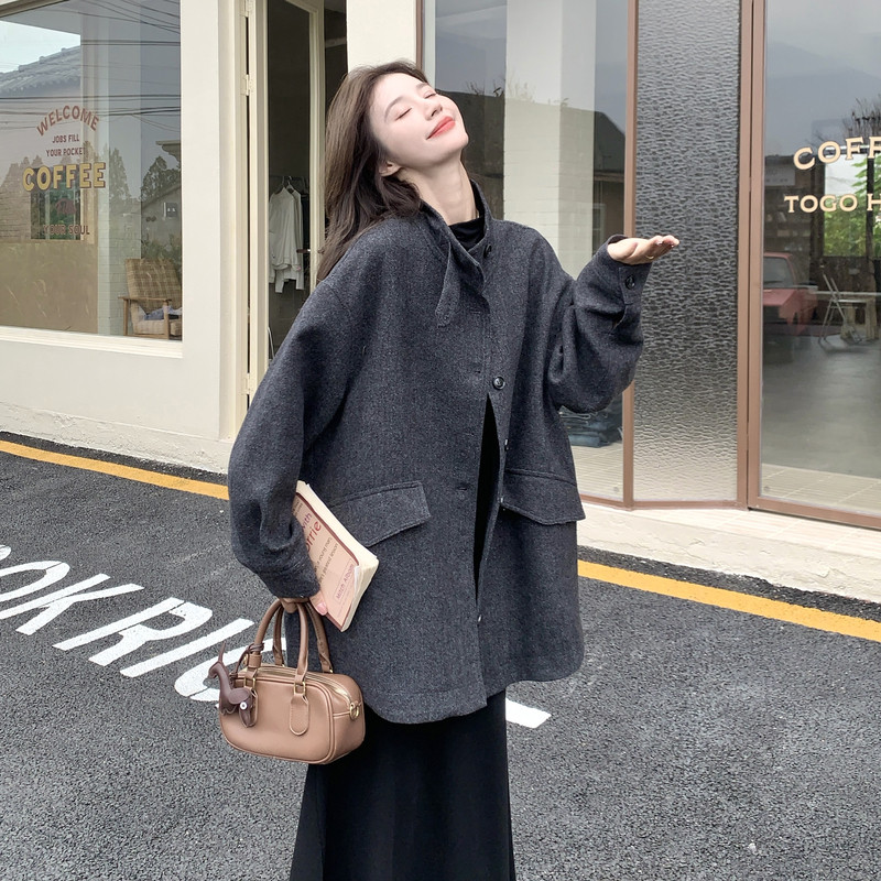 灰色立领毛呢外套女秋冬2026新款韩系慵懒宽松设计感保暖呢子大衣
