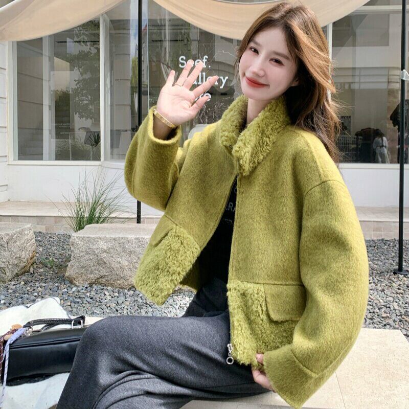 设计感羊羔毛拼接立领毛呢短外套女冬新款韩版休闲时尚保暖羊毛呢