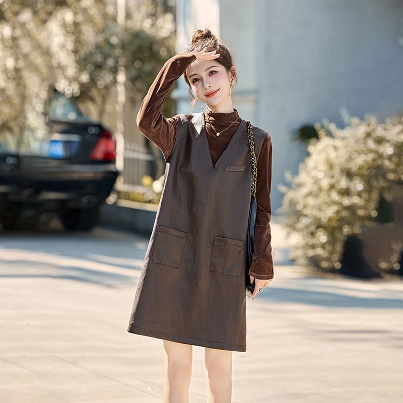 PU皮背心连衣裙打底衫两件套春秋新款时尚洋气显瘦减龄穿搭套装裙