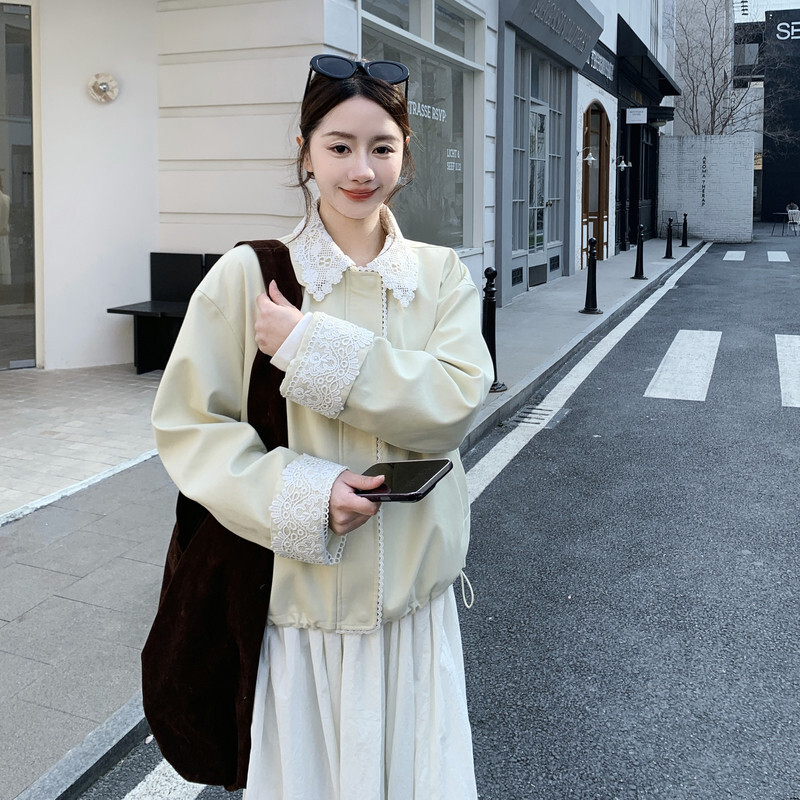 韩系蕾丝拼接夹克上衣外套女