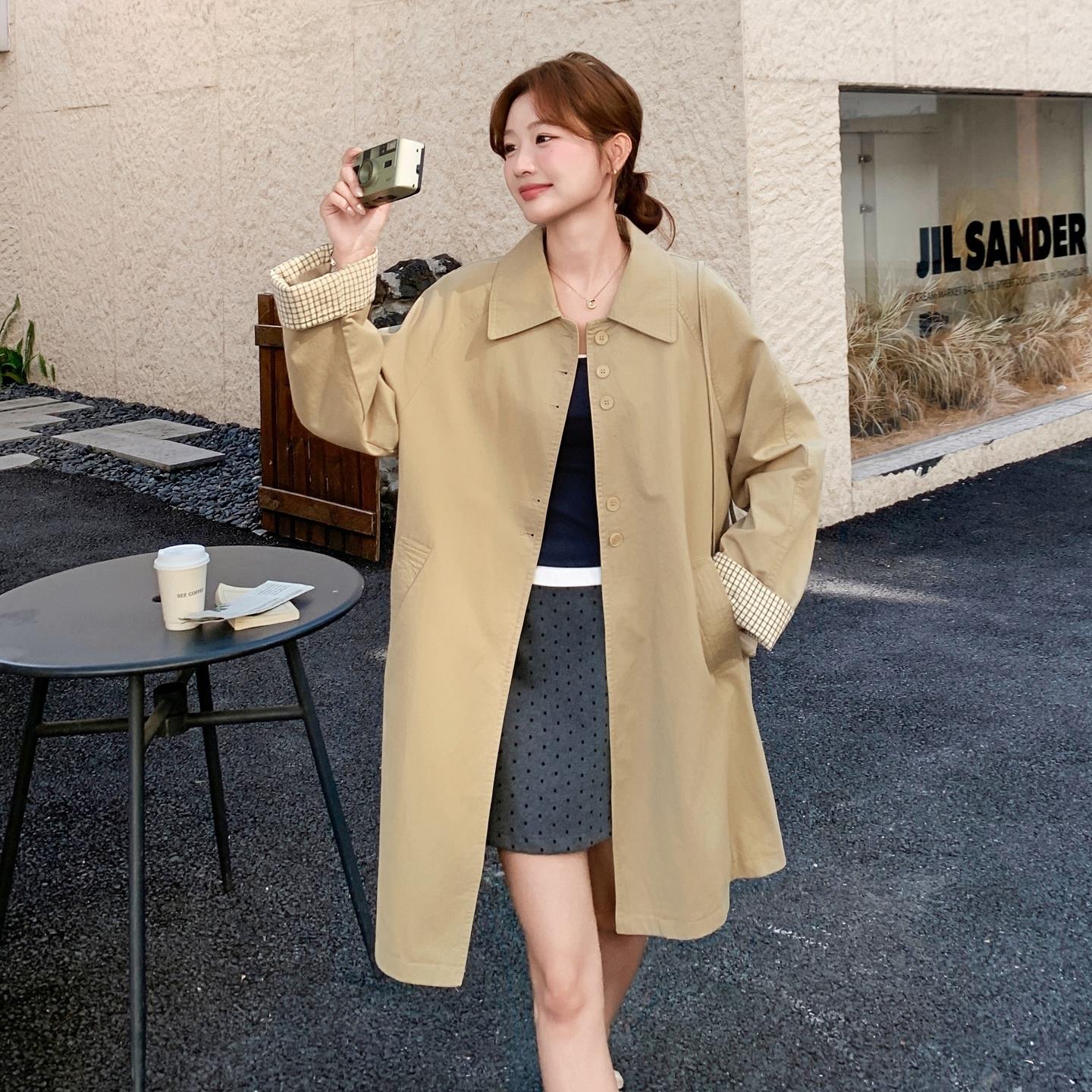 韩版休闲风衣外套女春秋高级感气质格子撞色宽松减龄中长款大衣潮
