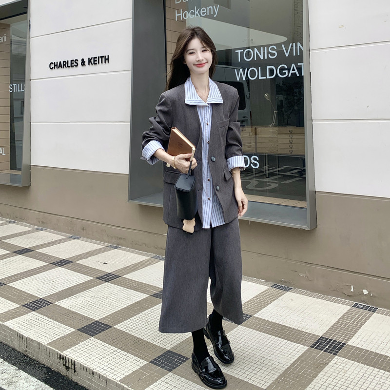 韩系套装女2026秋季新款洋气宽松显瘦假两件西装外套阔腿裤两件套