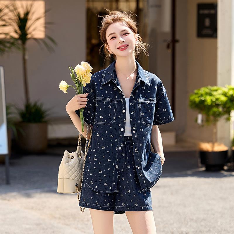 设计感小众时尚套装女夏季新款牛仔短袖碎花衬衫上衣+短裤两件套