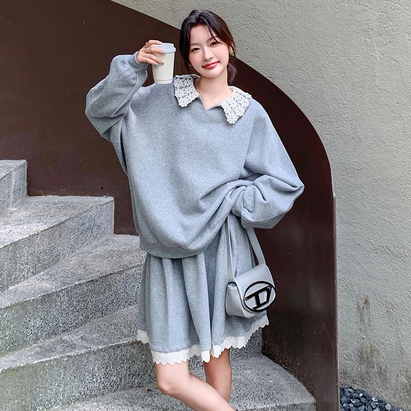 巨显瘦遮肉套装裙女春秋甜美减龄蕾丝拼接卫衣宽松花边短裙两件套