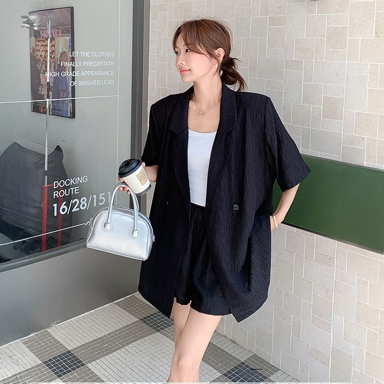 轻职风休闲通勤套装时髦气质纯色宽松薄款短袖西装外套短裤两件套