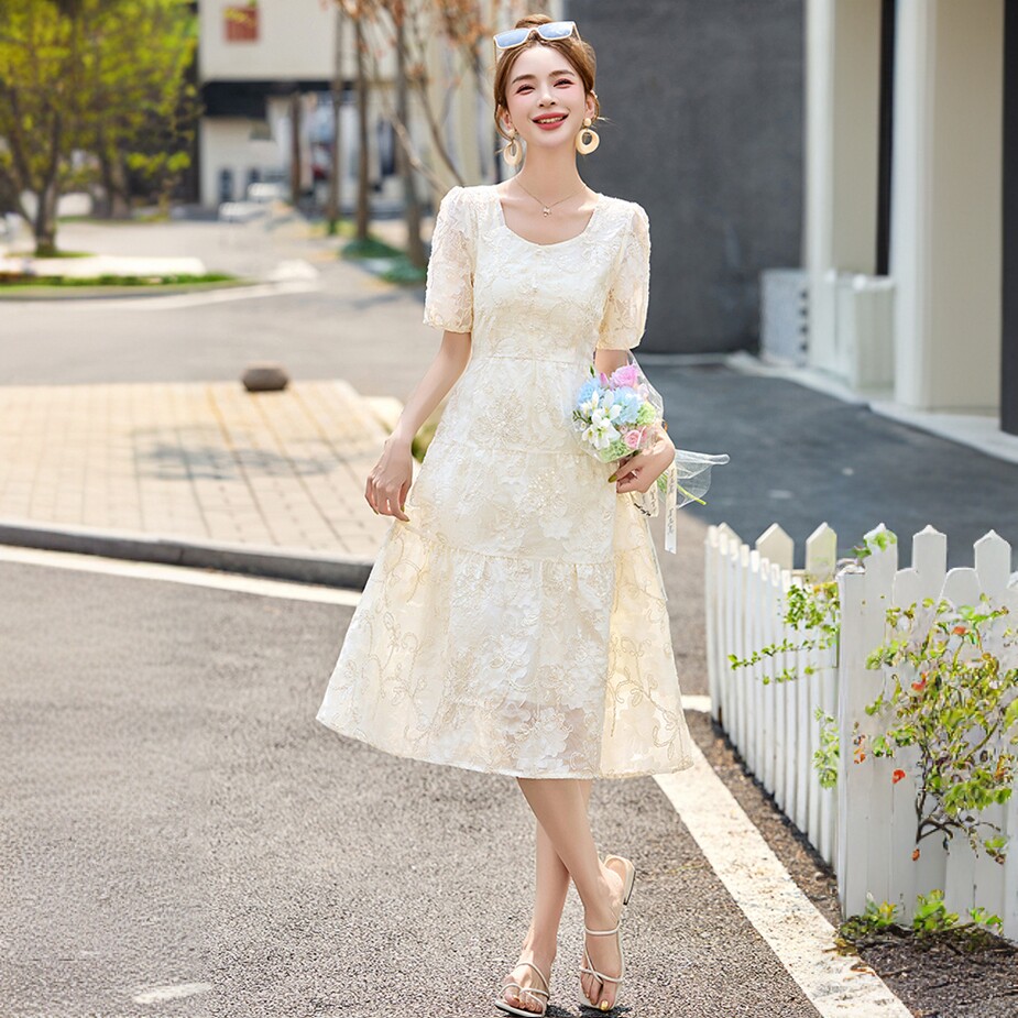 高级感系带刺绣蕾丝连衣裙女夏季小个子遮肚藏肉超好看礼服a字裙