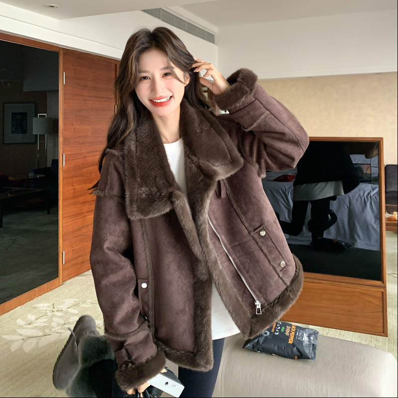 咖色短款麂皮绒羊羔毛外套女冬2026新款加绒加厚皮毛一体机车棉服