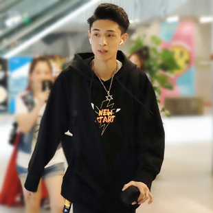 潮牌闪电秦霄贤同款皮卡丘加绒卫衣男女款宽松连帽情侣装学生外套