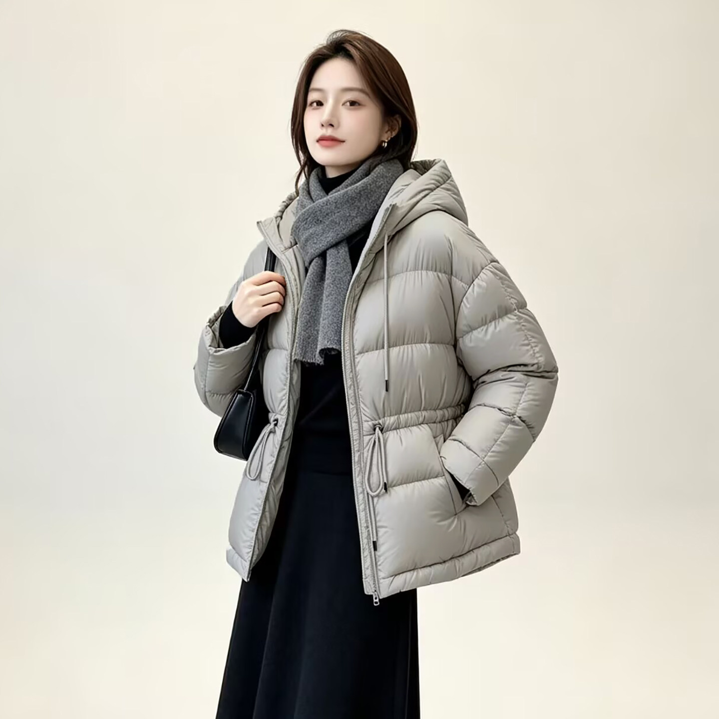 诗都奇连帽加厚女鹅绒羽绒服