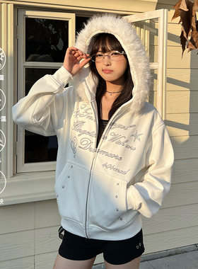 404MOB烫钻字母设计冬季大毛领加厚加绒外套女款短款连帽开衫卫衣
