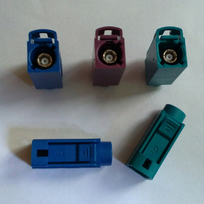 特诺天线插头连接器