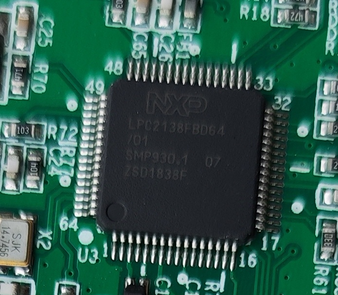 NXP LPC2138FBD64/01 全新原装切板芯片