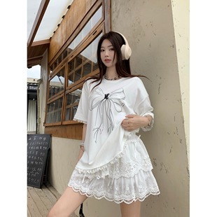 t恤女设计感上衣 2025夏季 大码 套装 手绘蝴蝶结蕾丝边白色短袖