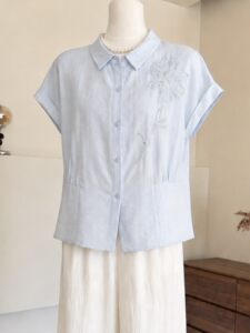 妈妈夏装2026新款洋气冰丝衬衫中老年女短袖T恤上衣气质减龄薄款