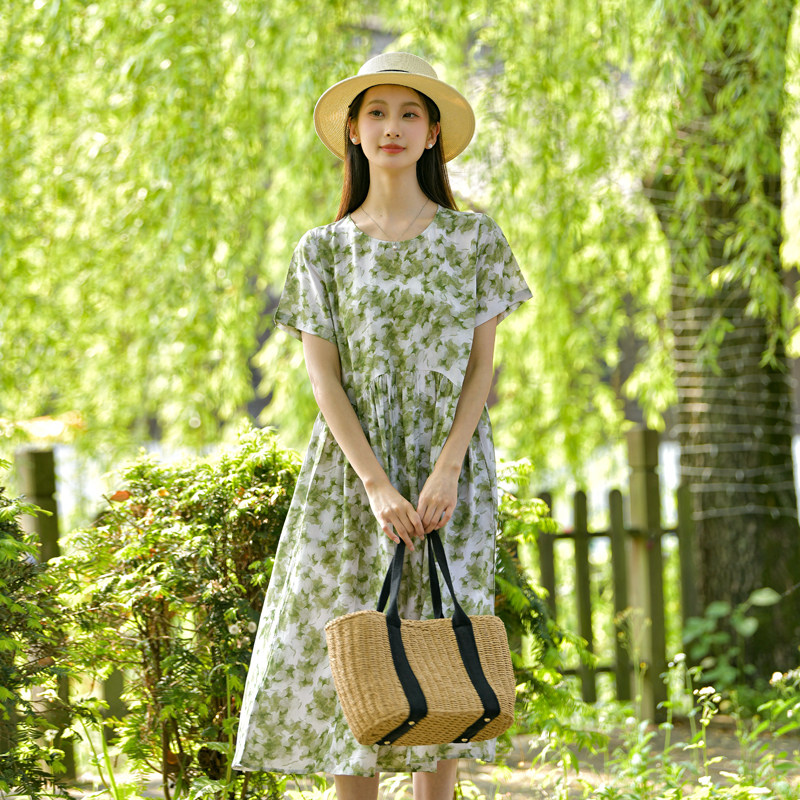 2026夏季新款棉绸连衣裙短袖气质洋气人造棉长款修身显瘦印花裙子图片