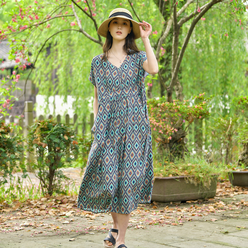 棉绸连衣裙女夏季宽松微胖mm人造棉孕妇绵绸碎花妈妈2023中长裙子