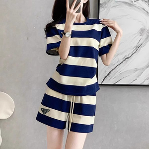 夏季女装复古条纹运动套装