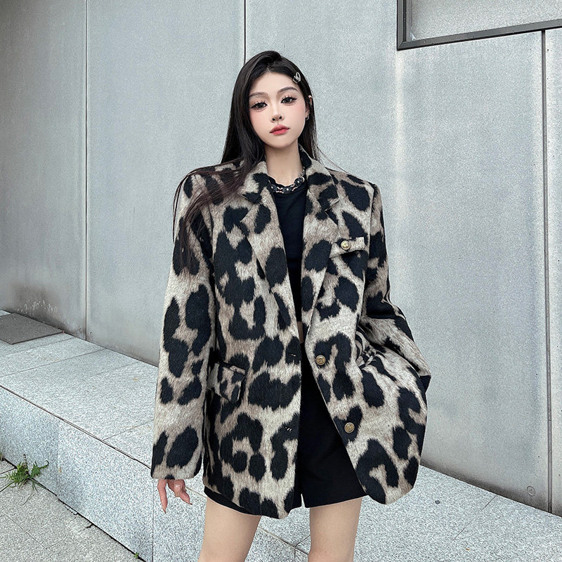 设计感时尚豹纹加厚毛呢外套女百搭宽松韩版小众高级感西服上衣潮
