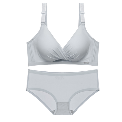 女小胸聚拢无钢圈收副乳内衣