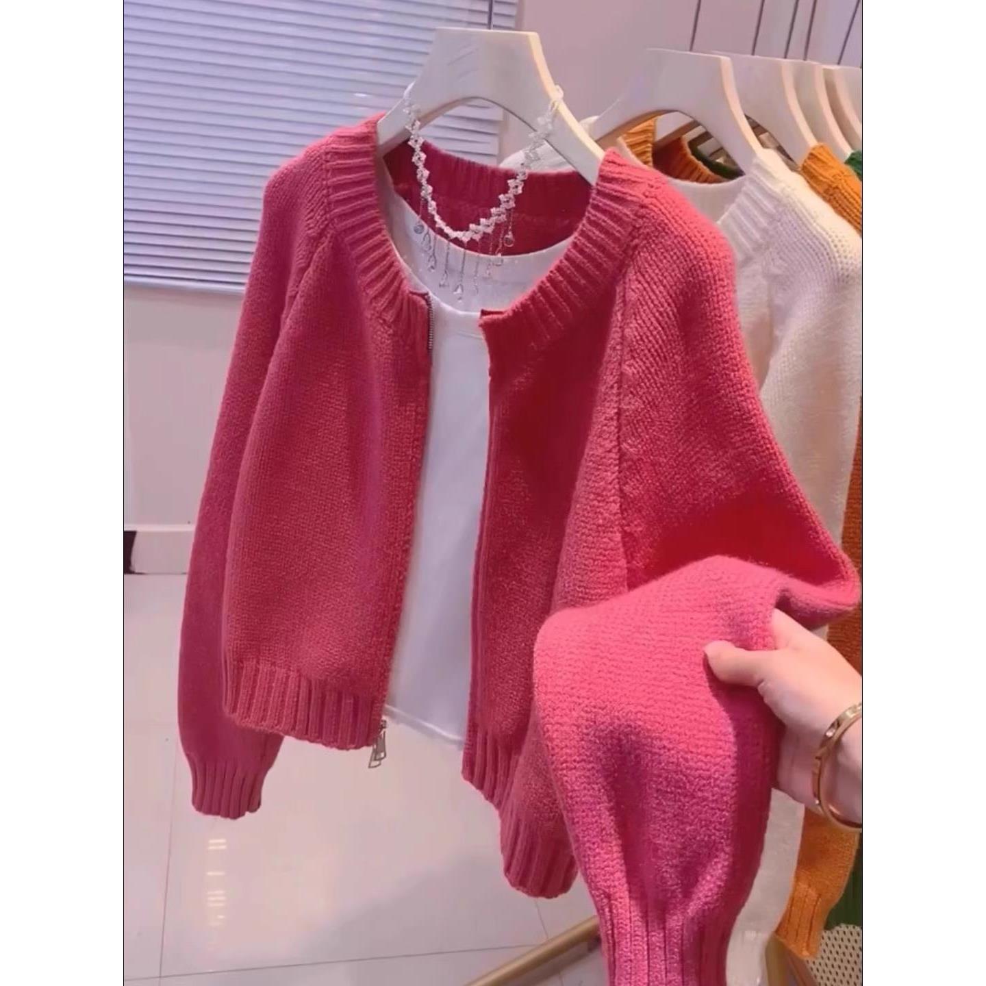 玫红色短款毛衣外套女春秋2025新款韩版宽松慵懒外穿拉链针织开衫
