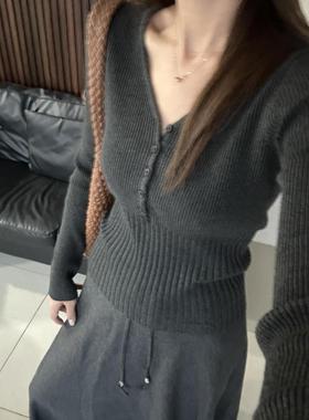韩系灰色V领针织打底衫女内搭秋冬新款加厚软糯收腰显瘦长袖上衣