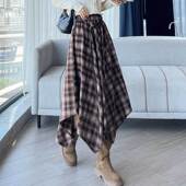 今年流行美拉德咖色外穿格纹半身裙女秋季 大码 胖mm遮胯显瘦大摆裙