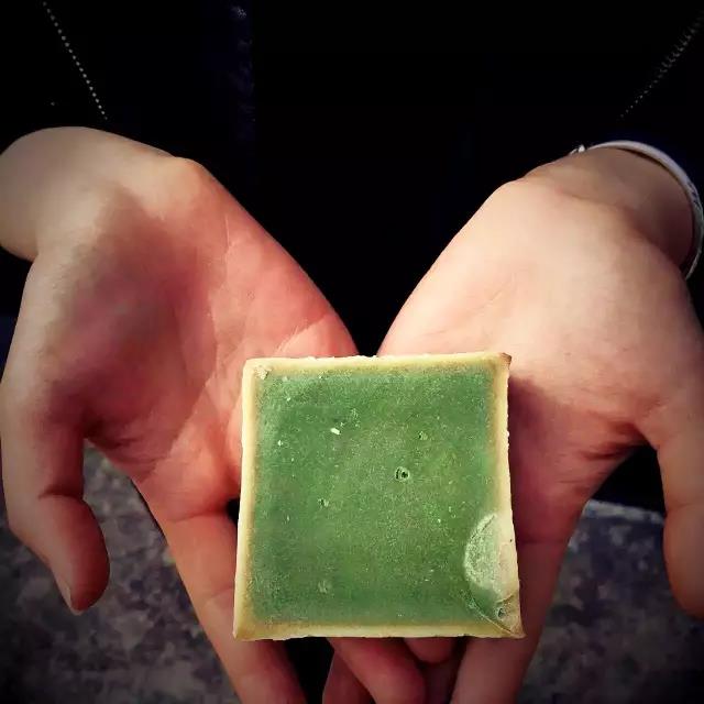 许诺言  阿勒颇叙利亚古皂#黑橄榄皂#210克 20%月桂油 包邮