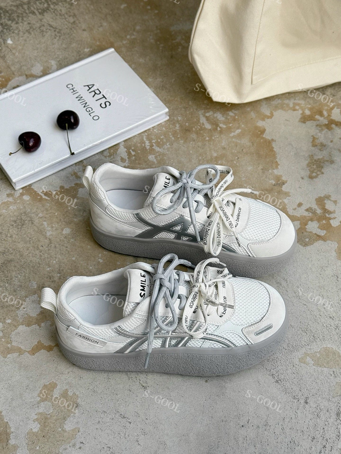 超火厚底丑萌德训鞋女2026春季新款双鞋带增高网红休闲运动小白鞋,女鞋,时尚休闲鞋,淘宝优惠券,粉丝福利购,淘宝优惠卷