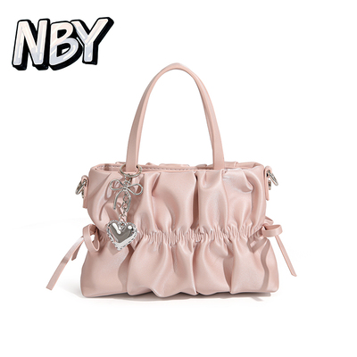 一只可爱又高级的原创包包